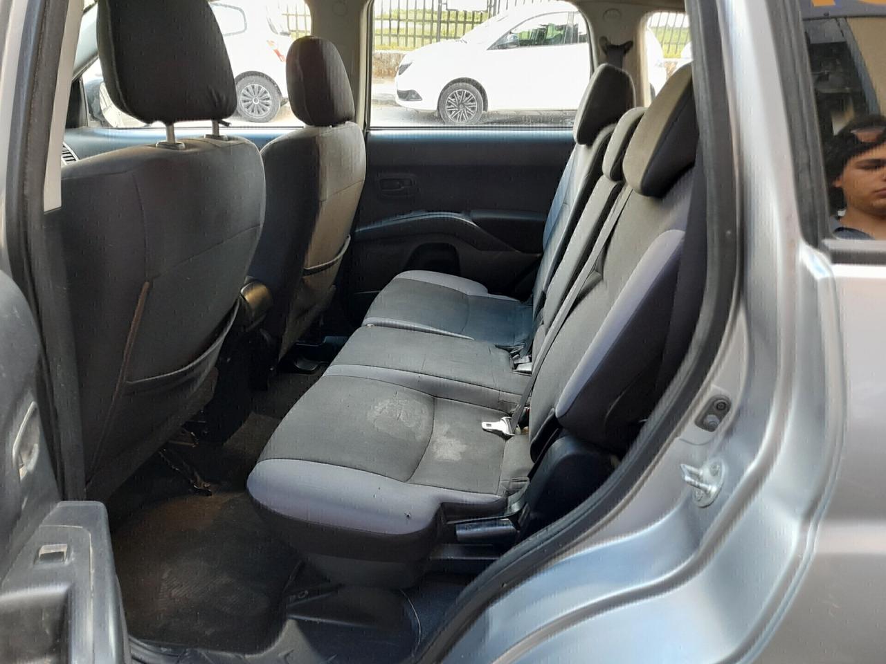 Mitsubishi Outlander 2.0 4X4