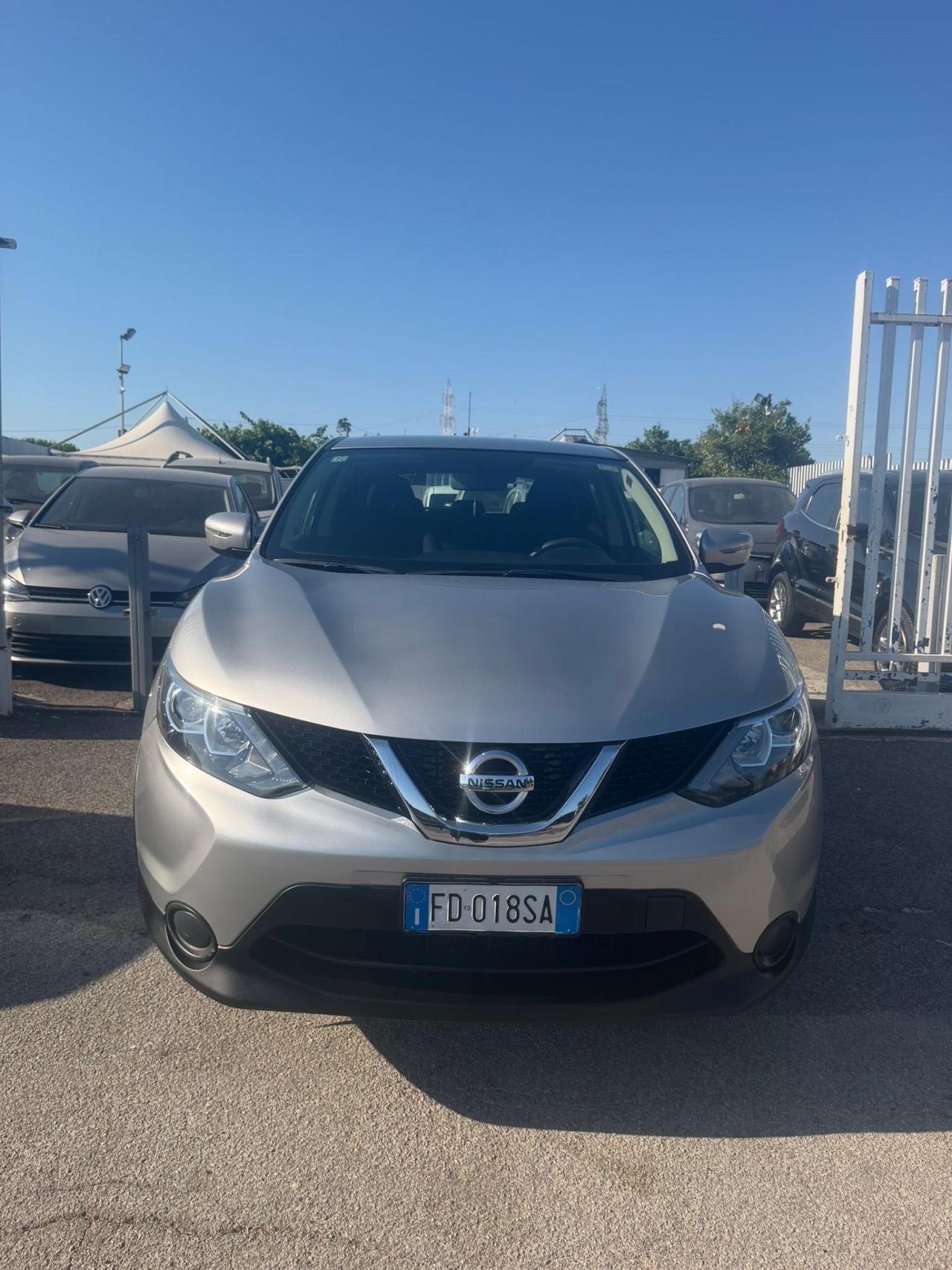 Nissan Qashqai 1.5 dCi Visia