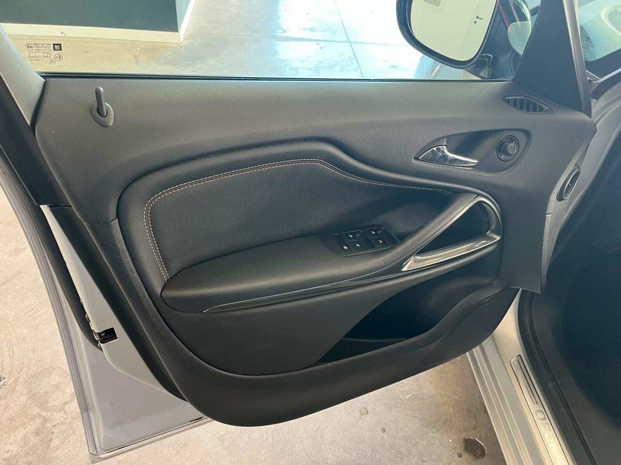 Opel Zafira 7 POSTI AUTOMATICA !!!