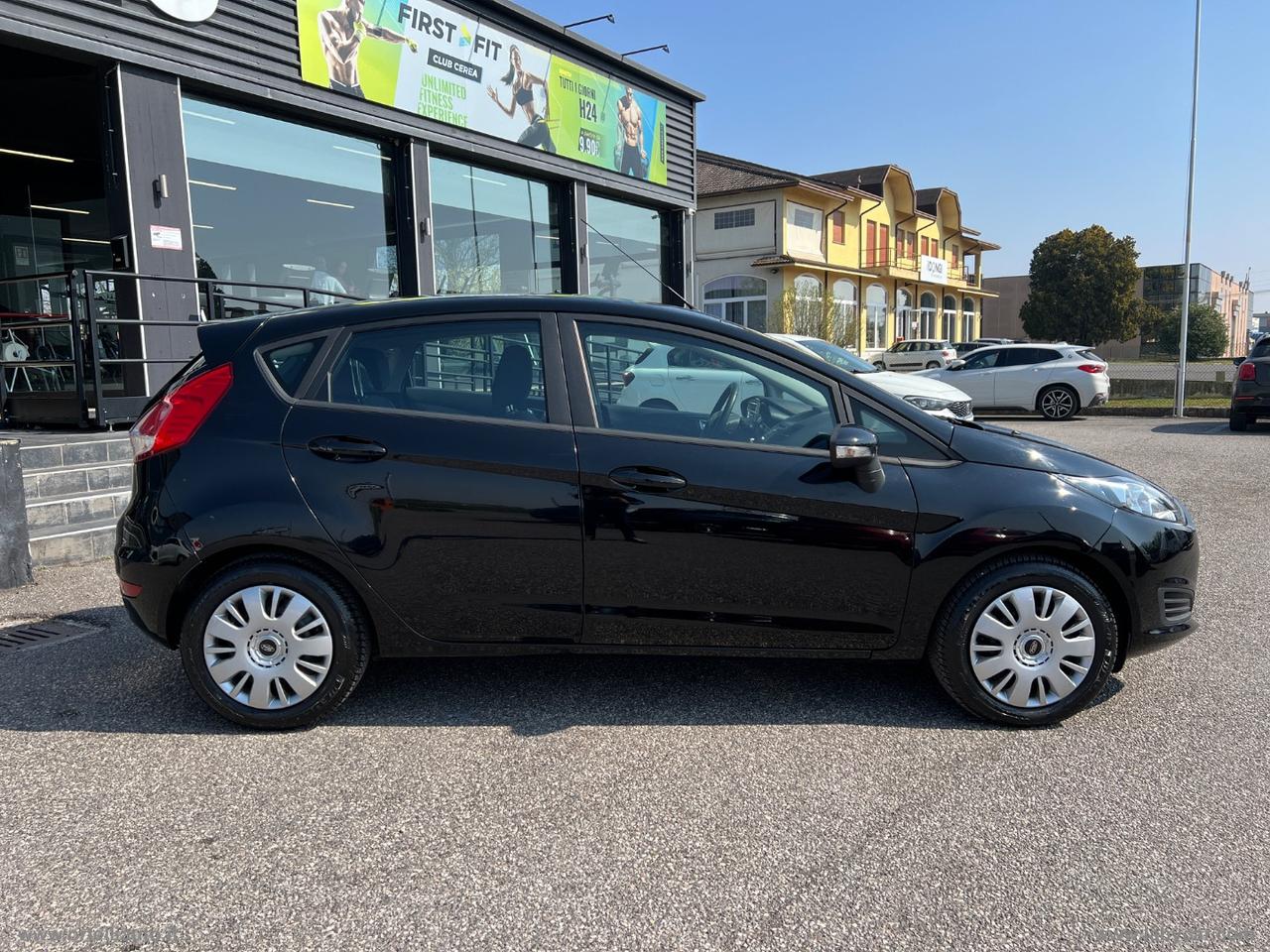 FORD Fiesta Plus 1.5 TDCi 75 CV 5p. IVA DEDUCIBILE