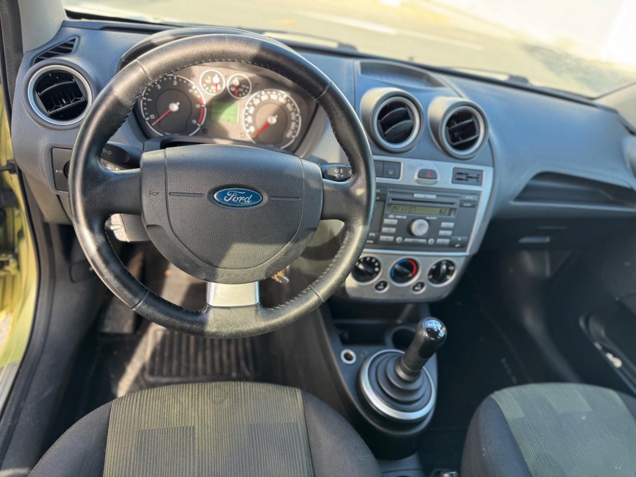 FORD FIESTA 1.4 TDCI 5.P AUTOMATICA GARANZIA 12 MESI