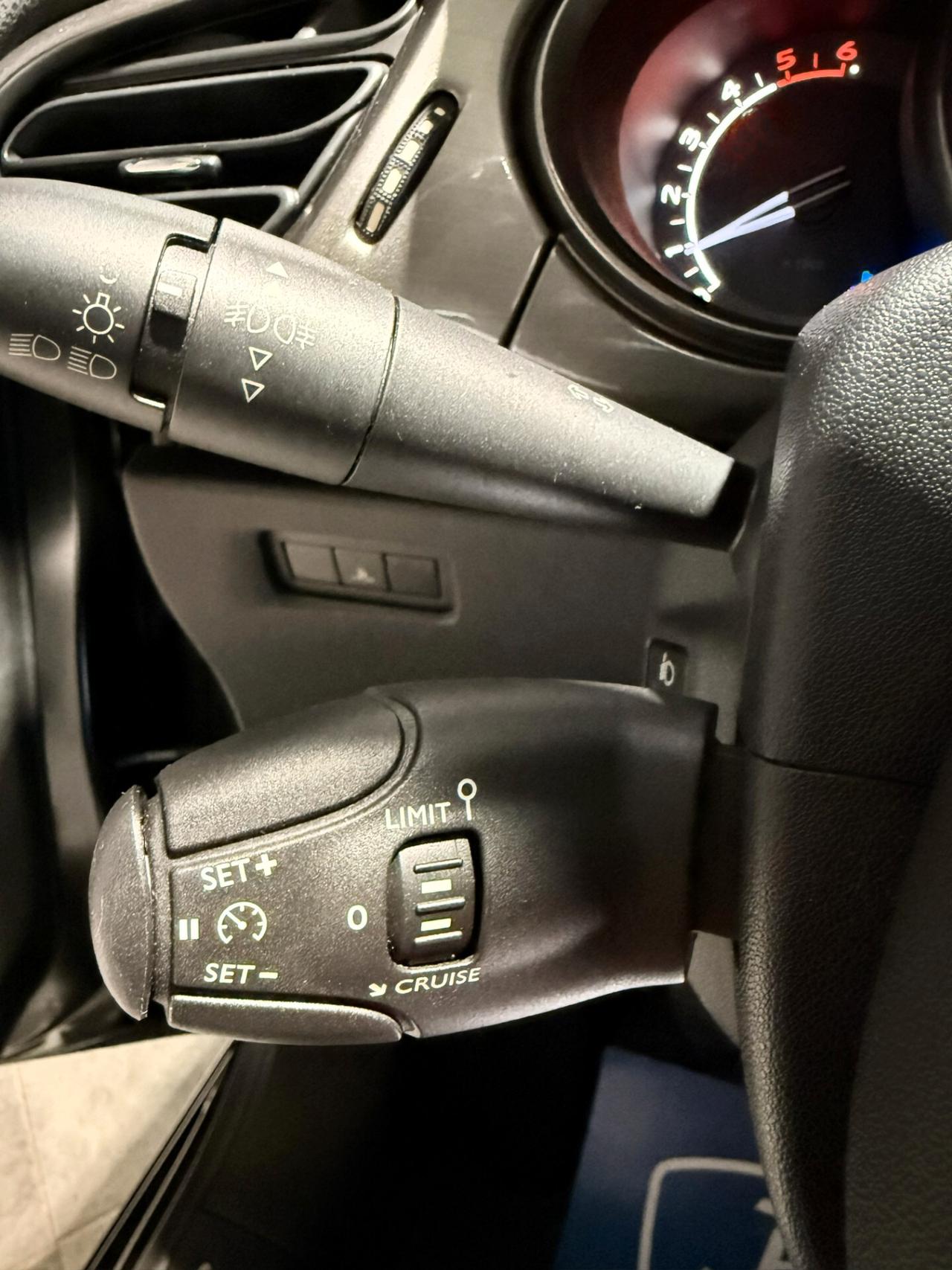 CITROEN C3 1.4HDI EXCLUSIVE 5 PORTE TETTO SENSORI PARCHEGGIO