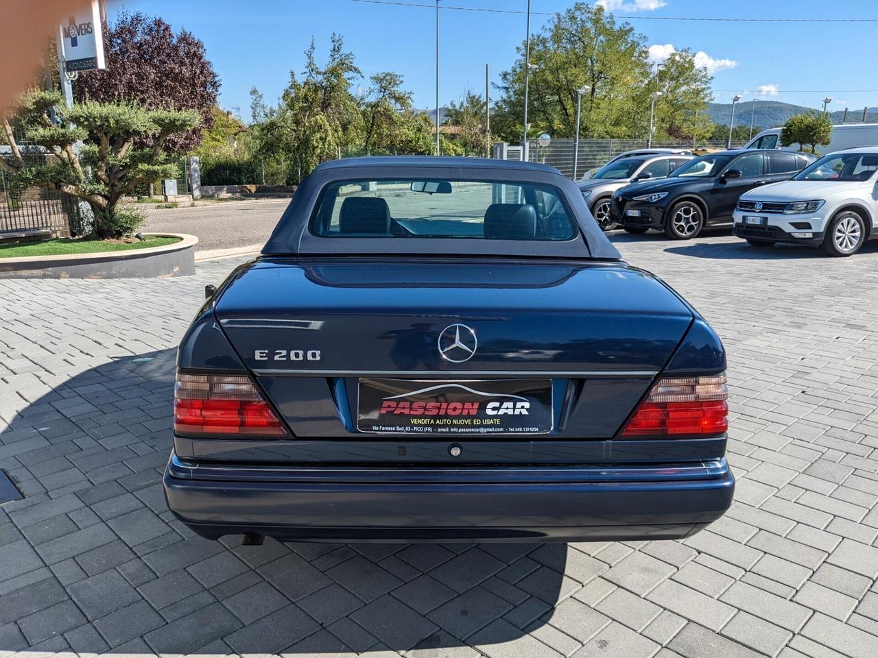 Mercedes-Benz E 200 Cabrio 2.0 Benz. 136 CV