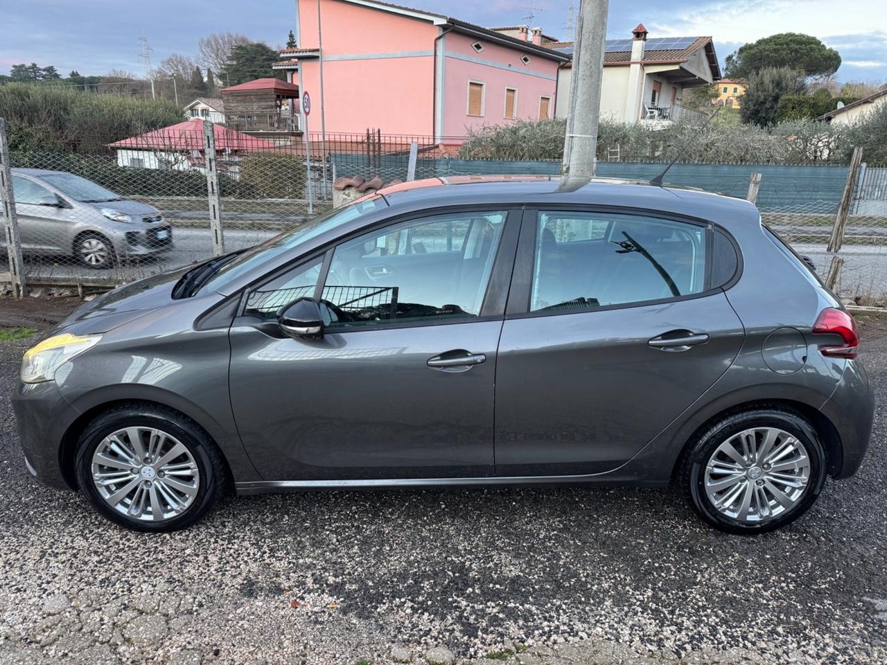 Peugeot 208 BlueHDi 75 5 porte Allure NEOPATENTATI