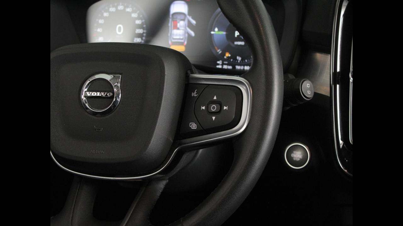 VOLVO XC40 - XC40 1.5 t5 phev Inscription Expression auto my21
