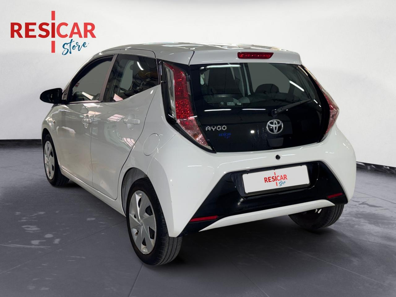 TOYOTA Aygo 5p 1.0 x-cool IDONEA NEOPATENTATO