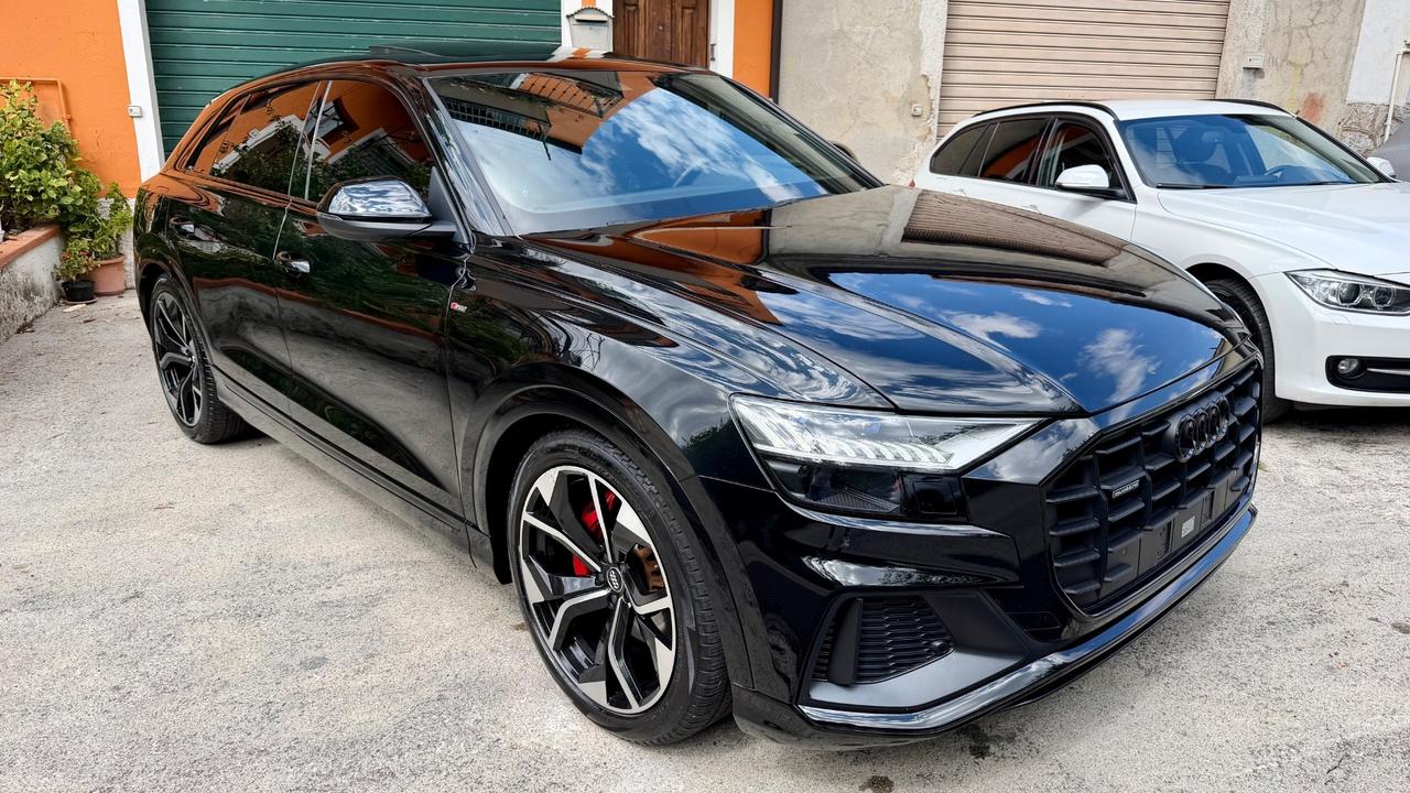Audi Q8 50 TDI 286 CV quattro tiptronic Sport