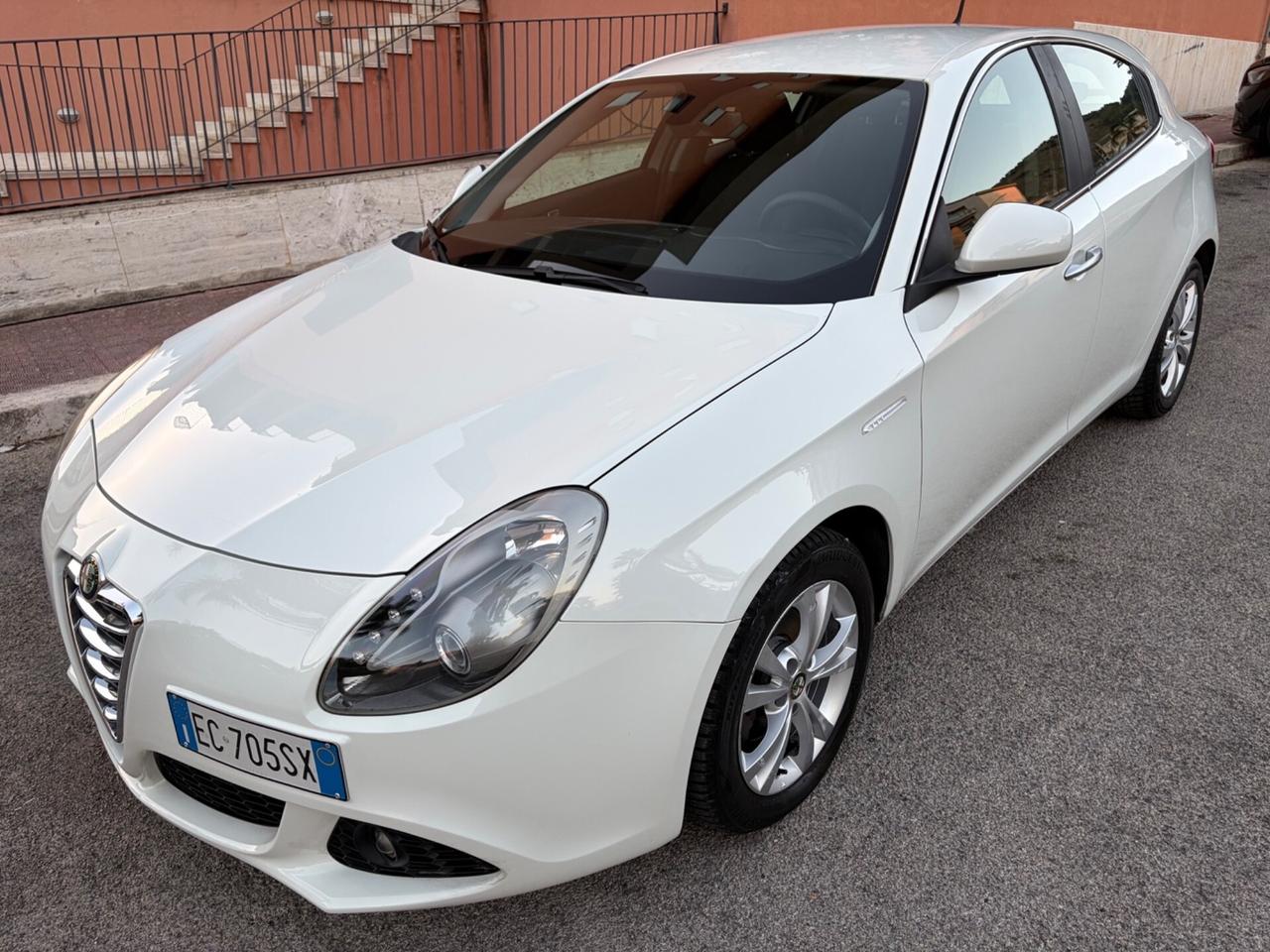 Alfa Romeo Giulietta 1.6 JTDm-2 105 CV Distinctive unico proprietario