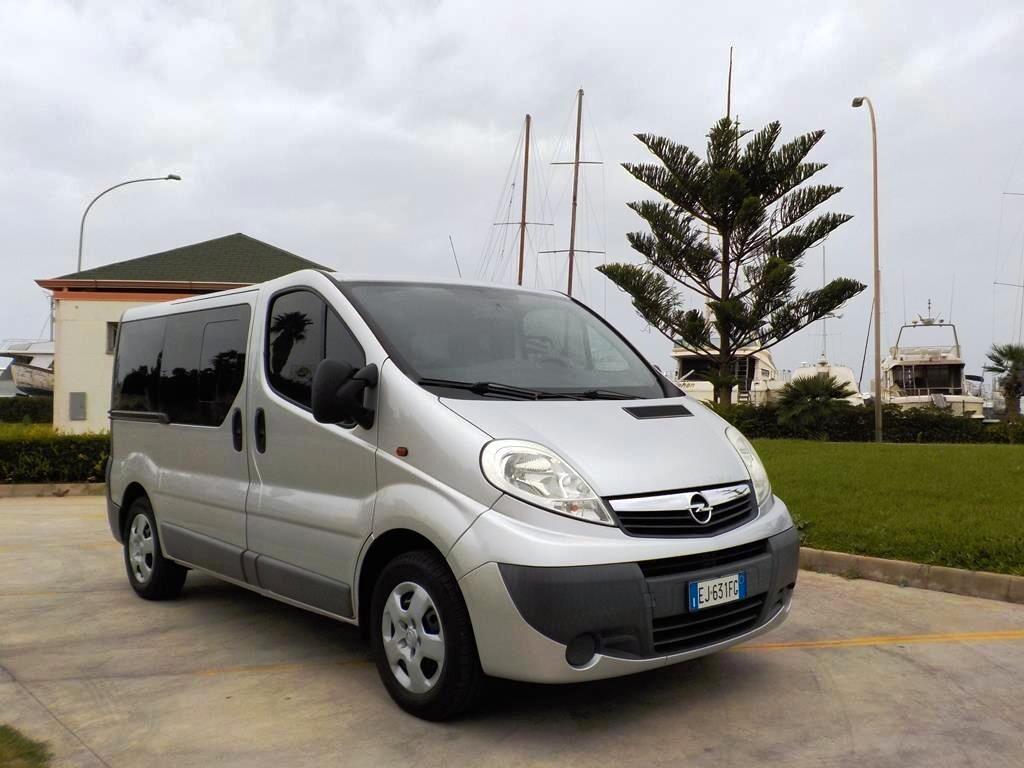 Opel Vivaro 27 2.0 CDTI PC-TN Combi 9 posti