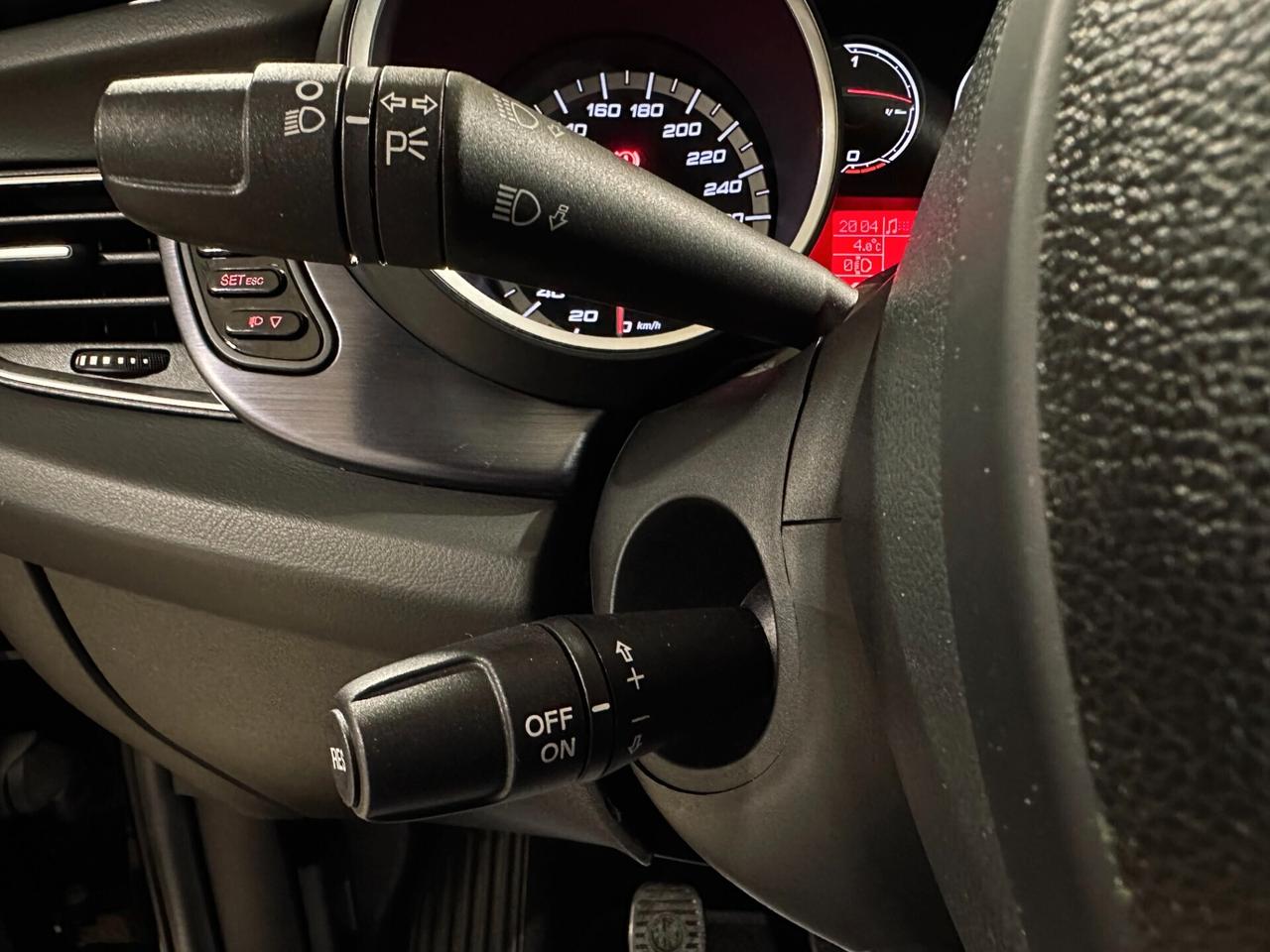 Alfa Romeo Giulietta 1.6 JTDm-2 NEOPATENTATI-PARI AL NUOVO