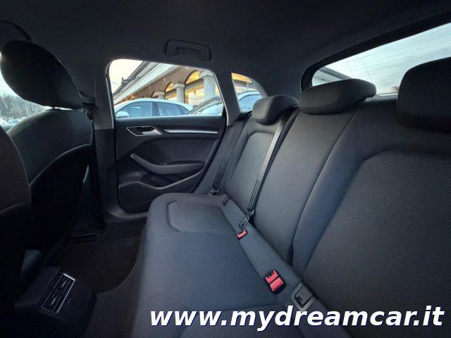 AUDI A3 SPB 30 TDI S-Tronic S-Line Exterior