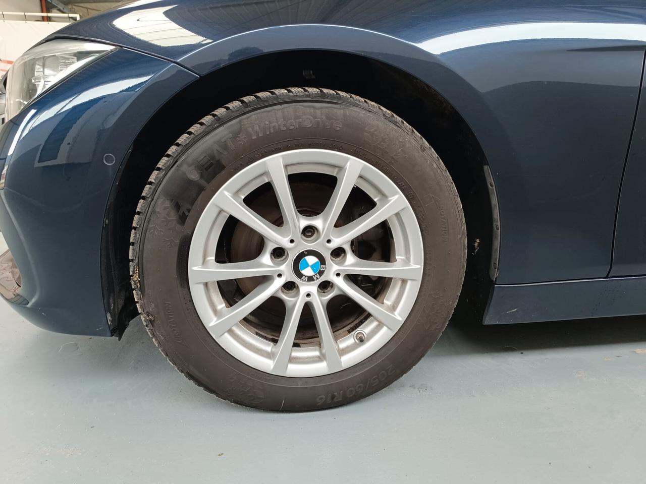 Bmw Serie 318d Touring Business Advantage aut.