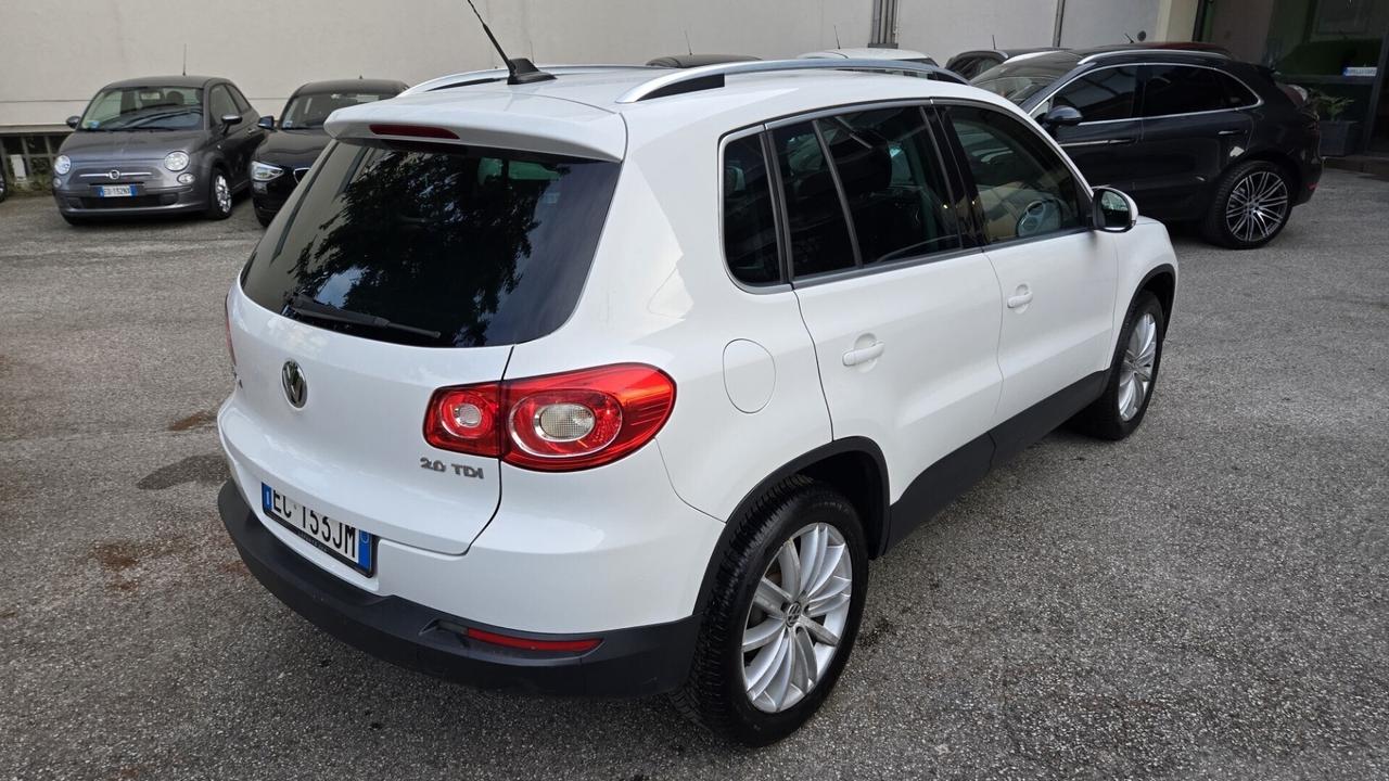 Volkswagen Tiguan 2.0 TDI DPF 4MOTION DSG Sport &