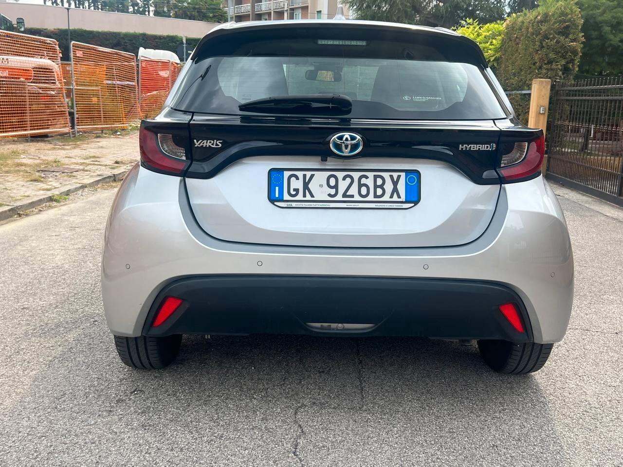 Toyota Yaris 1.5 Hybrid 5 porte Automatica Neopatentati