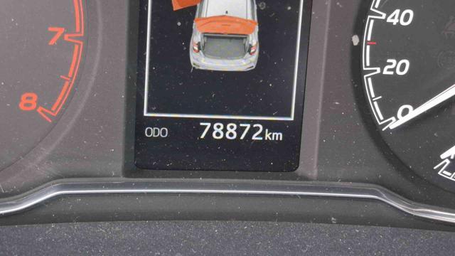 TOYOTA Yaris 1.0 BEN. POCO INCIDENTATA