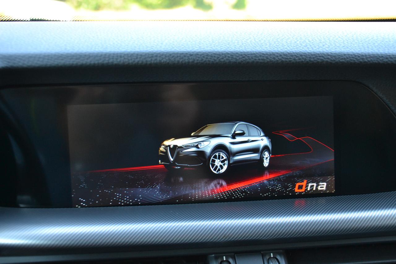 Alfa Romeo Stelvio 2.2 190CV AT8 Q4 SPRINT • PREZZO SENZA VINCOLI • UNIPRO' • ITALIANA • FATTURABILE • GARANZIA 12 MESI