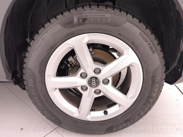 AUDI Q2 30 2.0 tdi Business s-tronic