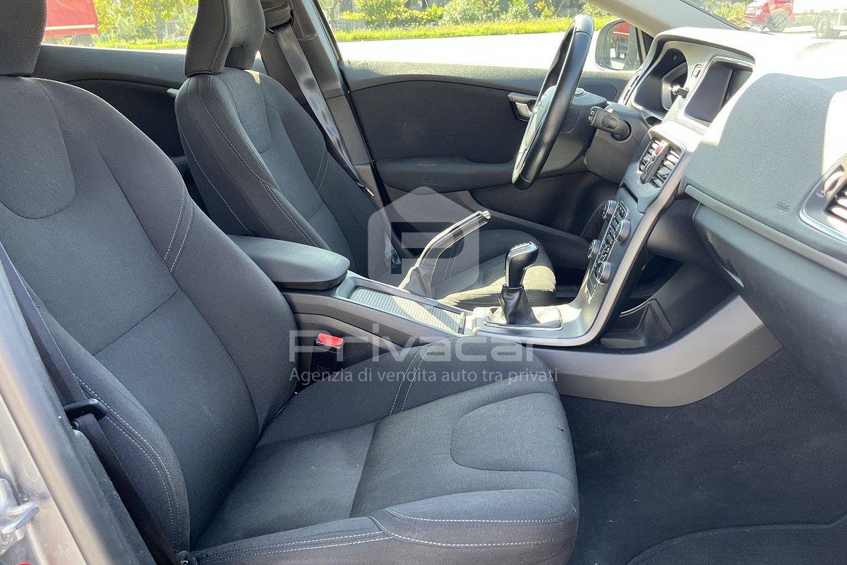 VOLVO V40 D2 Kinetic