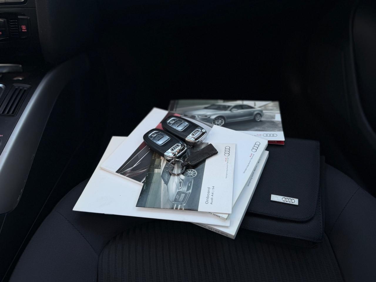 AUDI A4 AVANT 2.0 TDI 177 CV QUATTRO BUSINESS