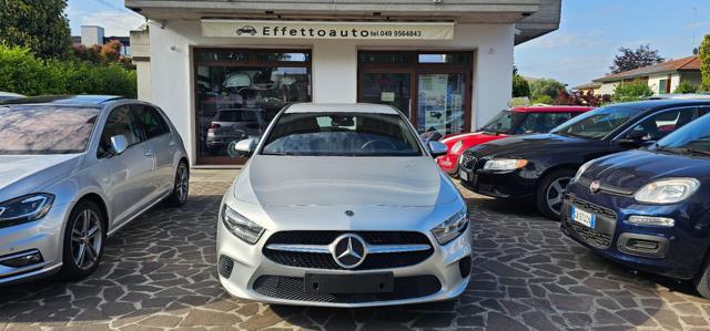MERCEDES-BENZ A 180 d Automatic Business