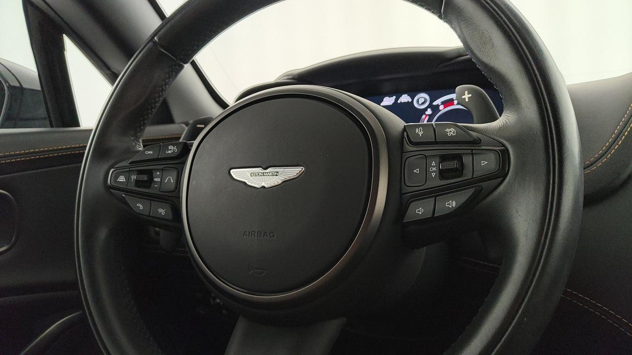 ASTON MARTIN DBX707 4.0 auto