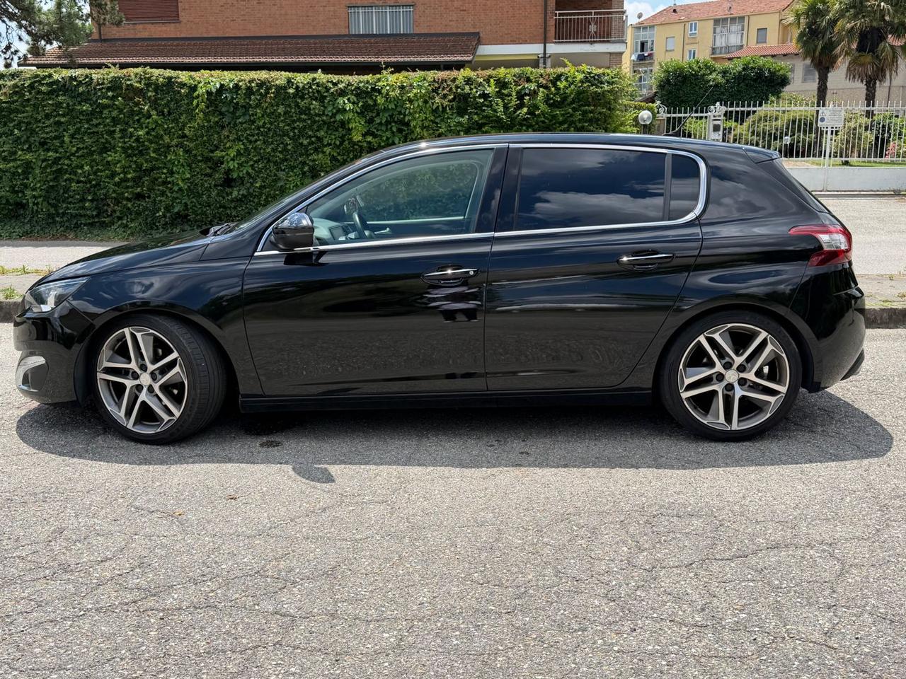 Peugeot 308 Allure 1.2 PureTech 130 #11213