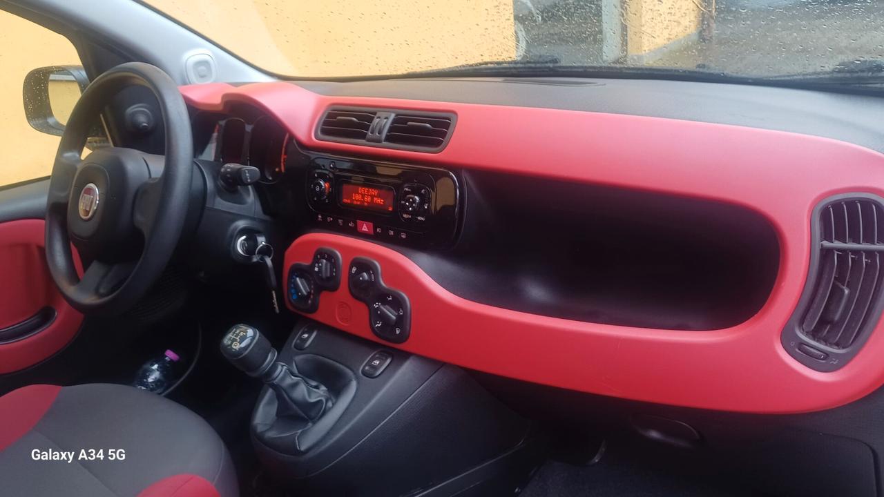 Fiat Panda 1.2 Lounge ( 12 mesi di garanzia)