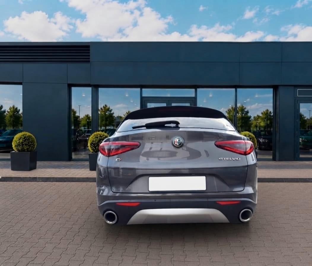 Alfa Romeo Stelvio 2.0 Turbo 200 CV AT8 Q4 Super