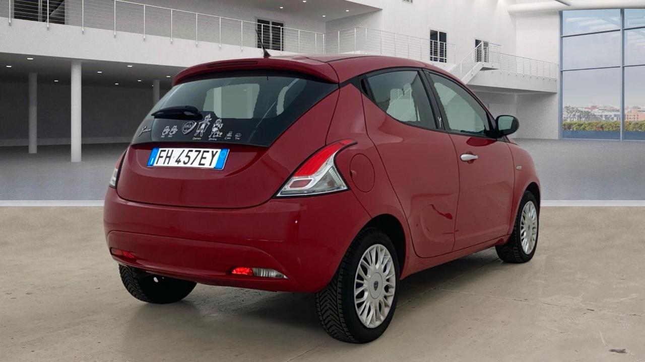 Lancia Ypsilon 5 Porte Ypsilon 1.2 Silver 69cv