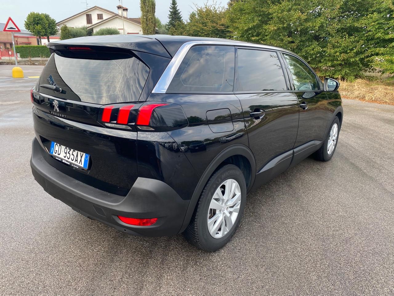 Peugeot 5008 1.5 130 CV EAT8 7 Posti Garantita