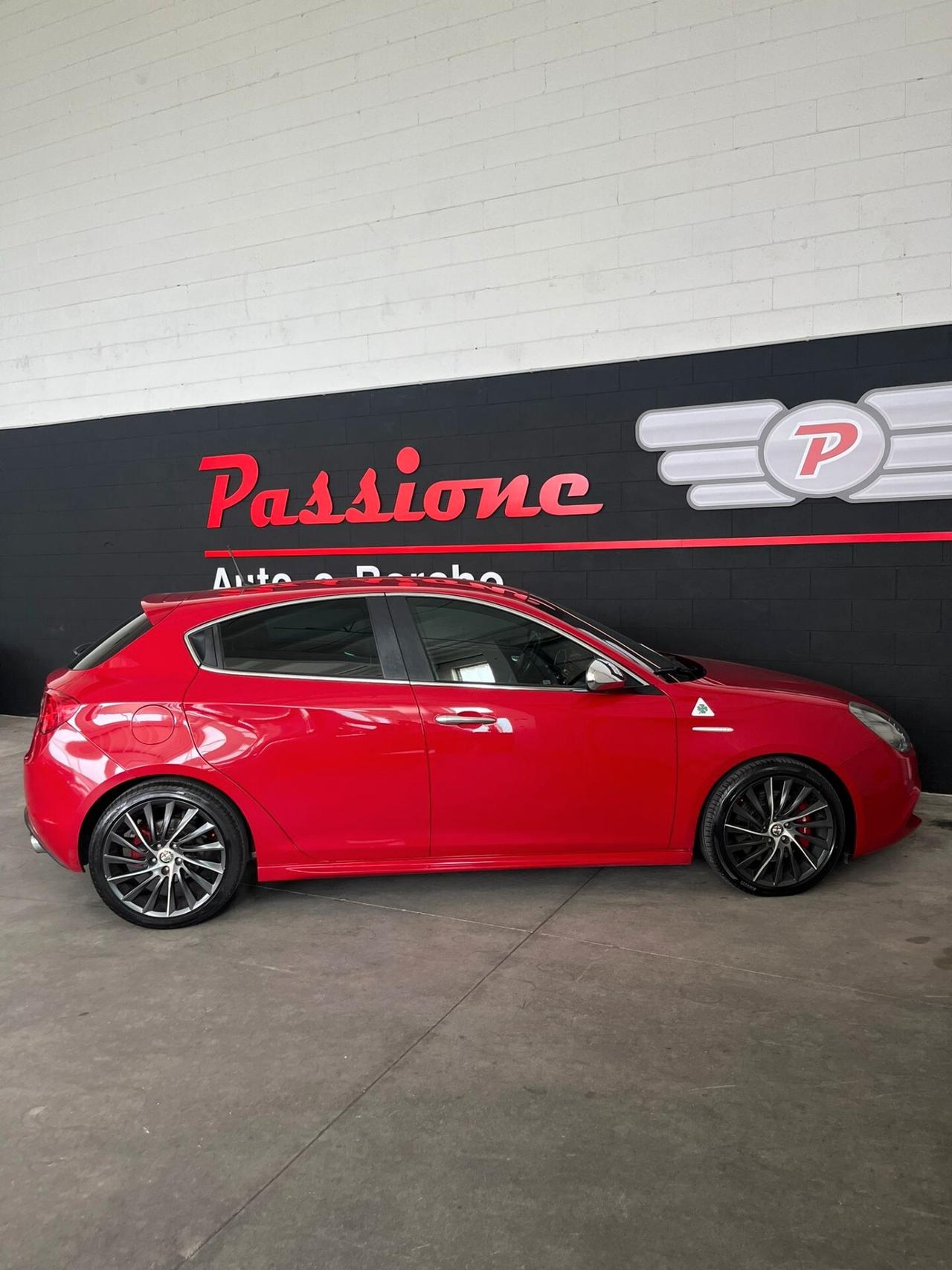 Alfa Romeo Giulietta 1750 TBi Quadrifoglio Verde