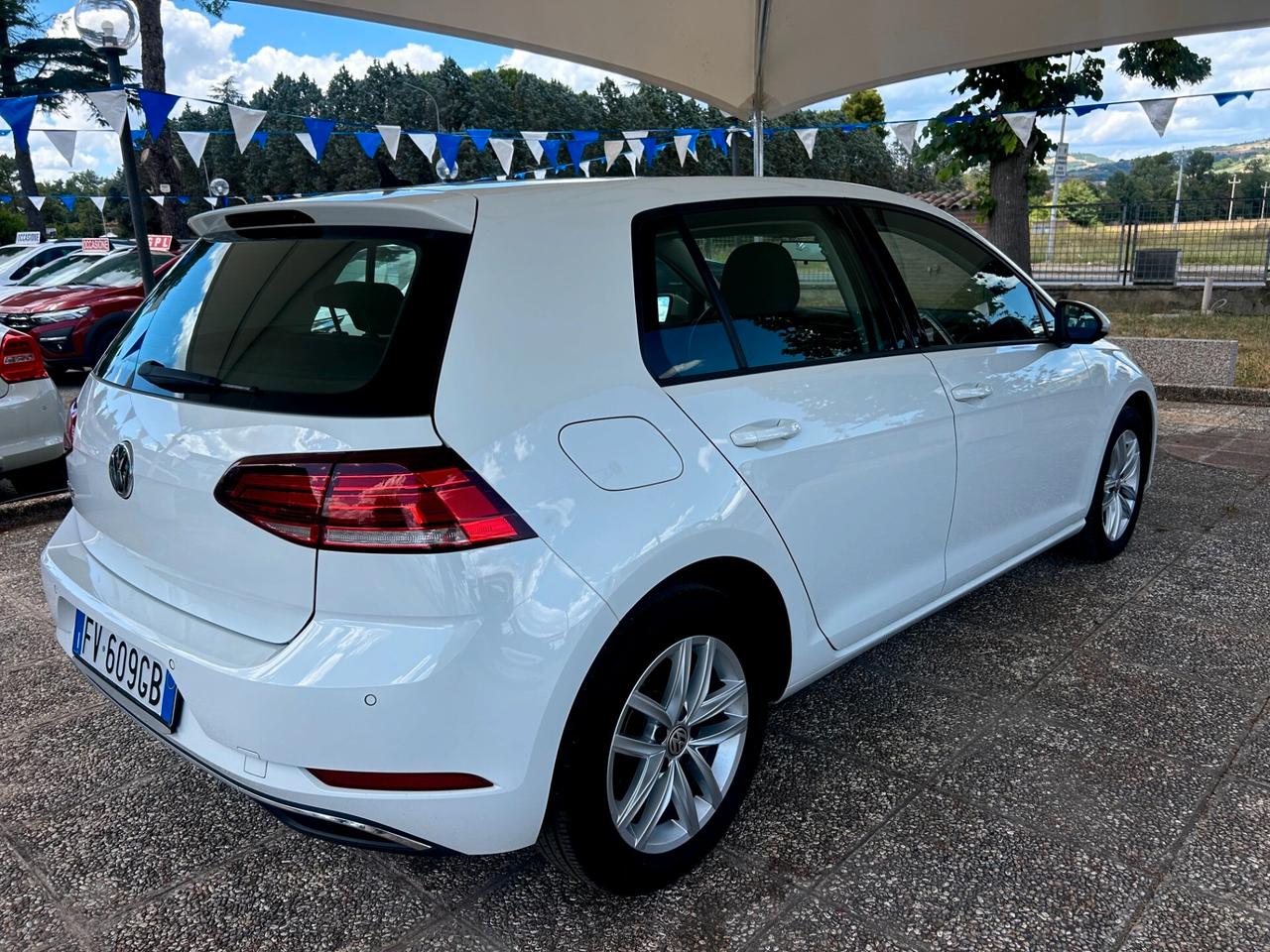 " DA VETRINA " Volkswagen Golf 1.6 TDI 115CV DSG 5p. Business
