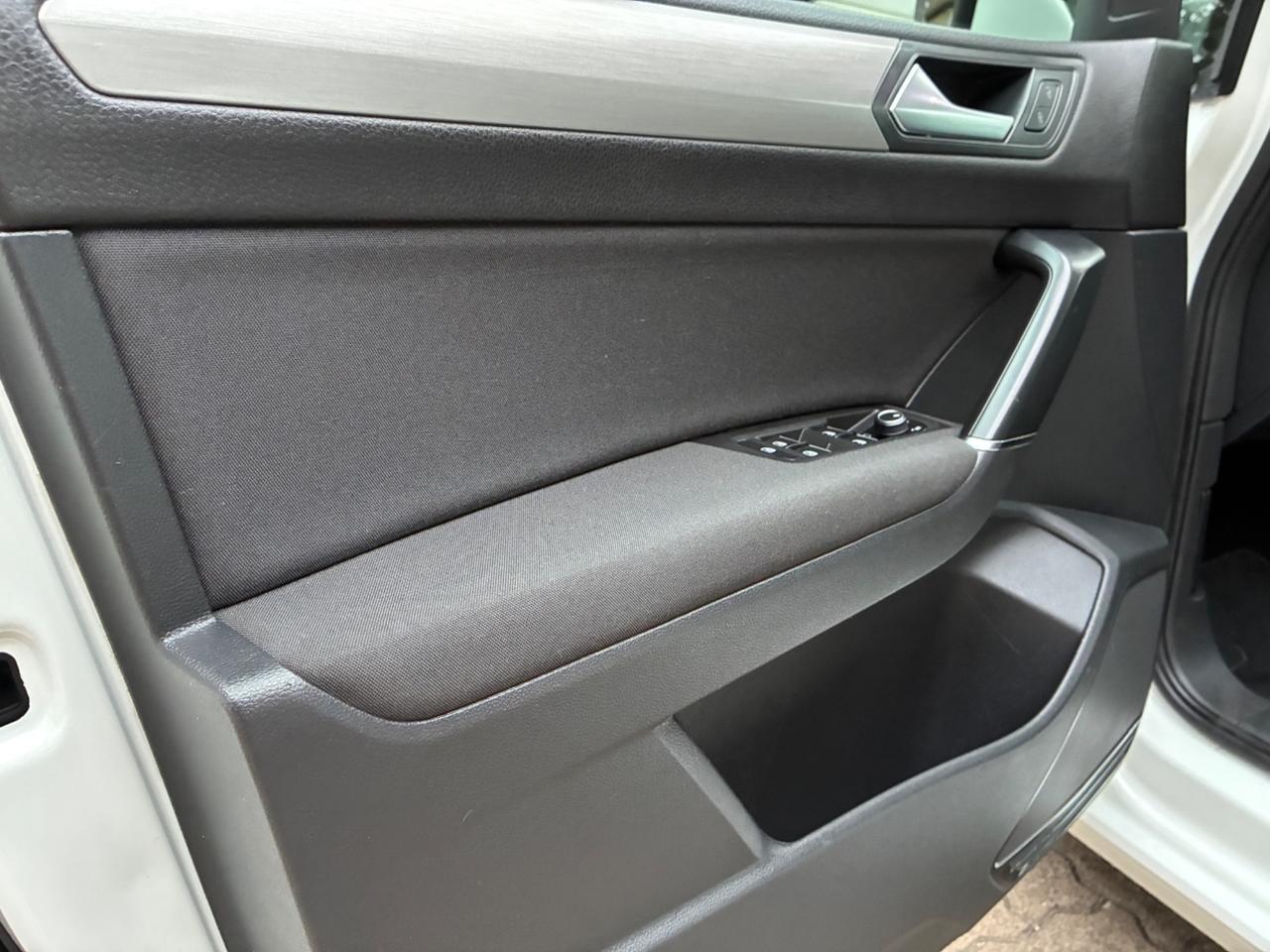Volkswagen Touran 1.5 TSI EVO DSG Executive BlueMotion Technology