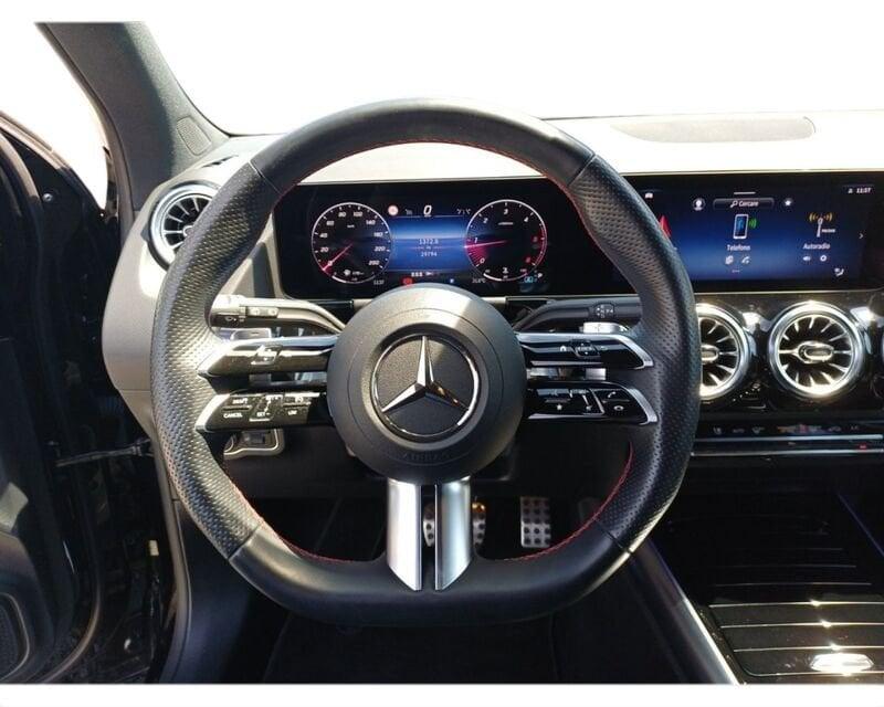 Mercedes-Benz GLA GLA 180 d AMG Line Advanced Plus NIGHT-PACK