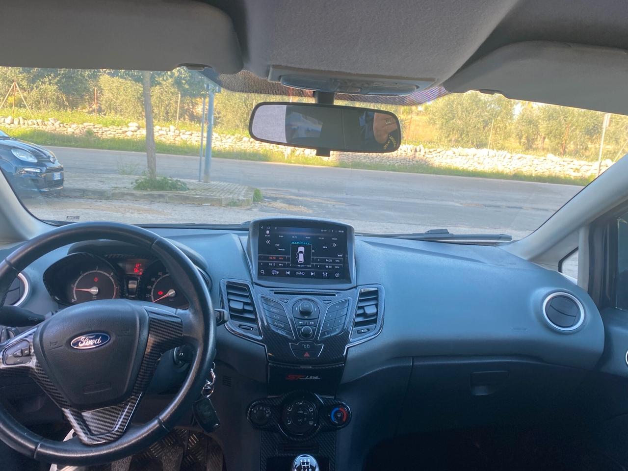 Ford Fiesta 1.4 TDCi 70CV 5 porte Titanium