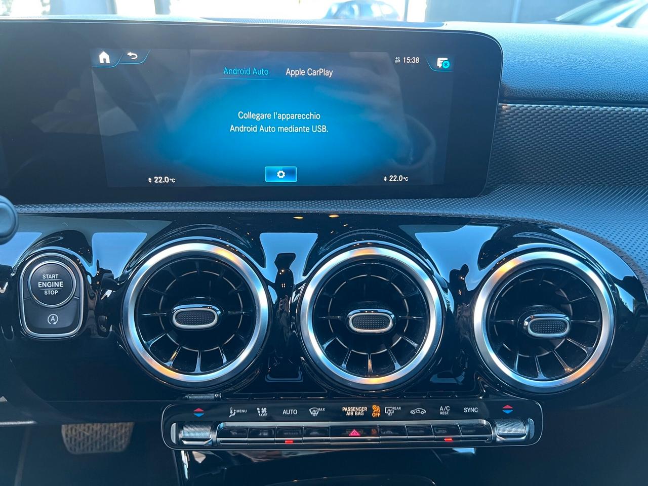 Mercedes-benz A 200 d 150cv SPORT NIGHT edition AUTOM. LED/PELLE PERF.