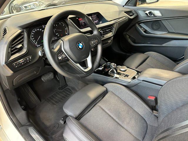 BMW 116 d Sport Automatica - LED - Carplay - 17"