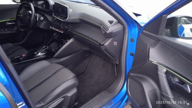 PEUGEOT 2008 BlueHDi 130 S&S EAT8 GT