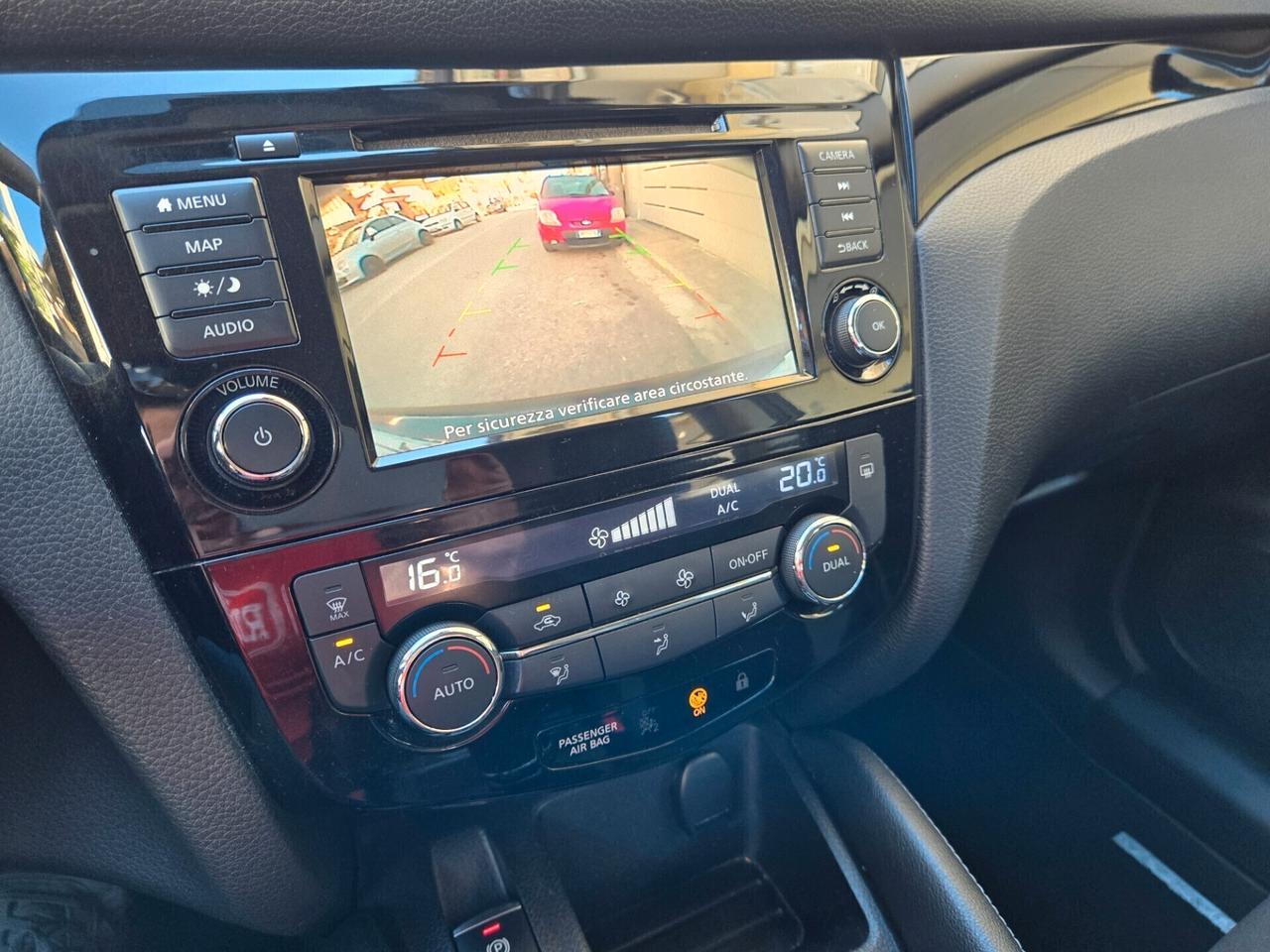 Nissan Qashqai 1.5 dCi 115 CV Business