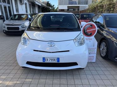 TOYOTA iQ 1.0 sol cvt