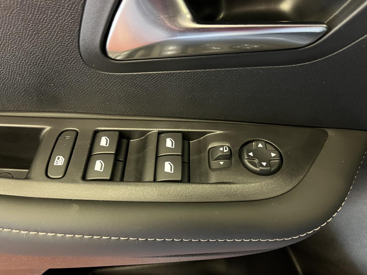 PEUGEOT 208 5P - ALLURE PureTech 100 S&S