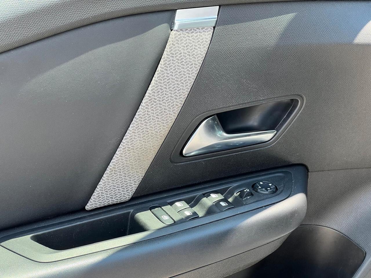 Citroen C4 BlueHDi 130 S&S EAT8 Feel Pack