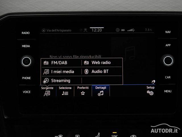 VOLKSWAGEN Passat Variant 2.0 TDI EVO DSG Business Fari LED, Navi, Ambient