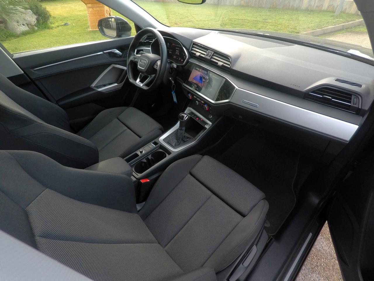 Audi Q3 35 TDI S tronic Business Advanced