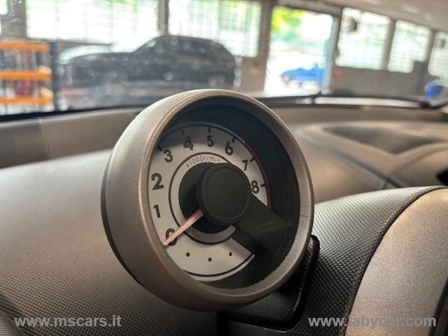 PEUGEOT 107 1.0 68 CV 3p. Desir