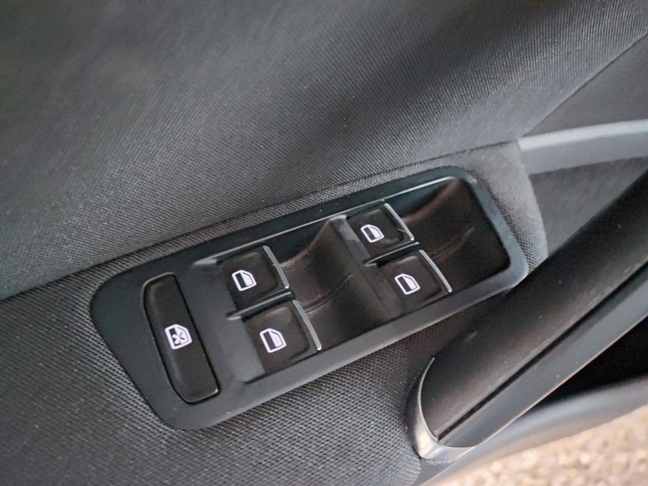 Volkswagen Golf Business 1.4 TGI 5p. Highline BlueMotion