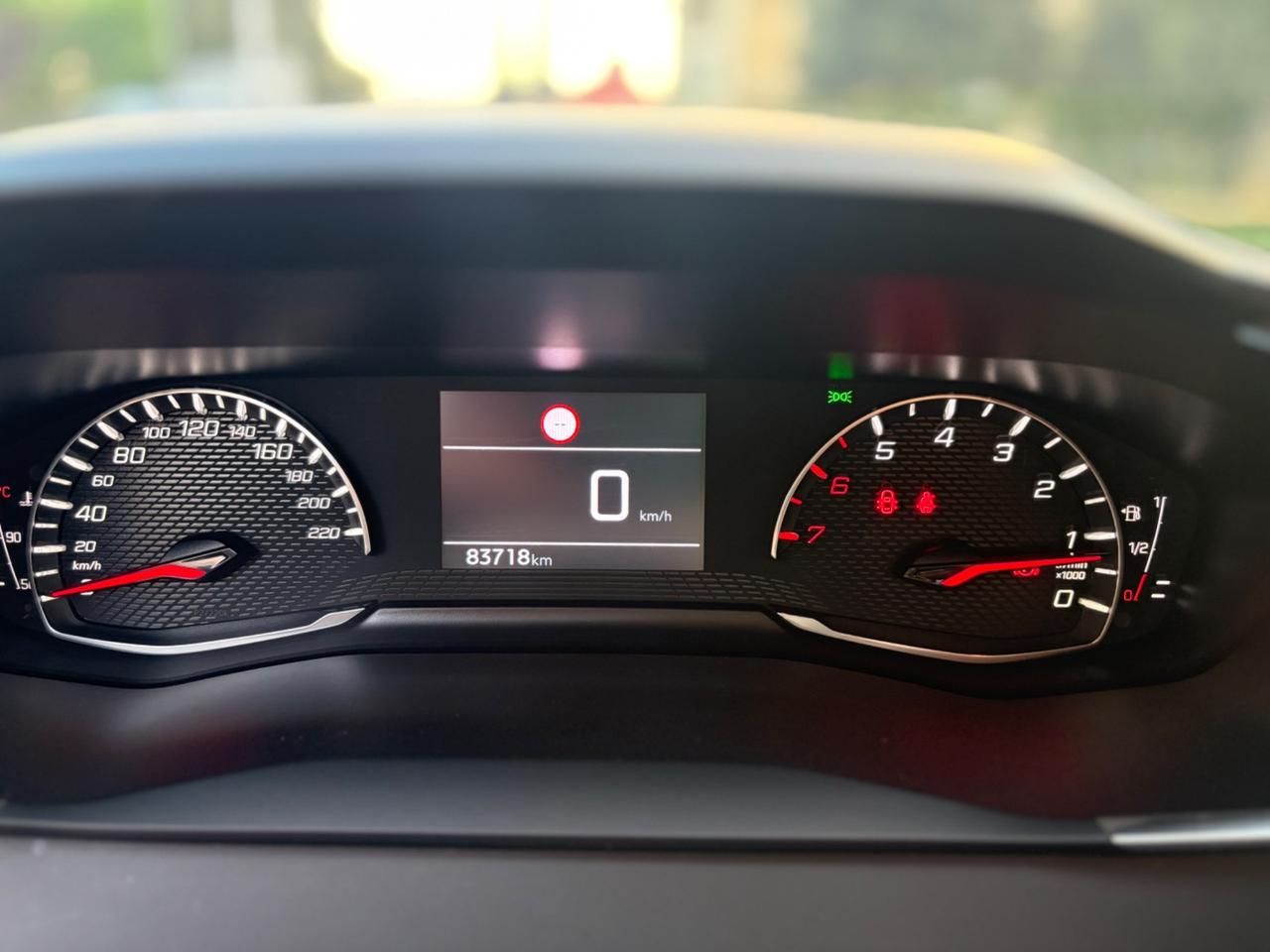 Peugeot 2008 PureTech 100 S&S Allure