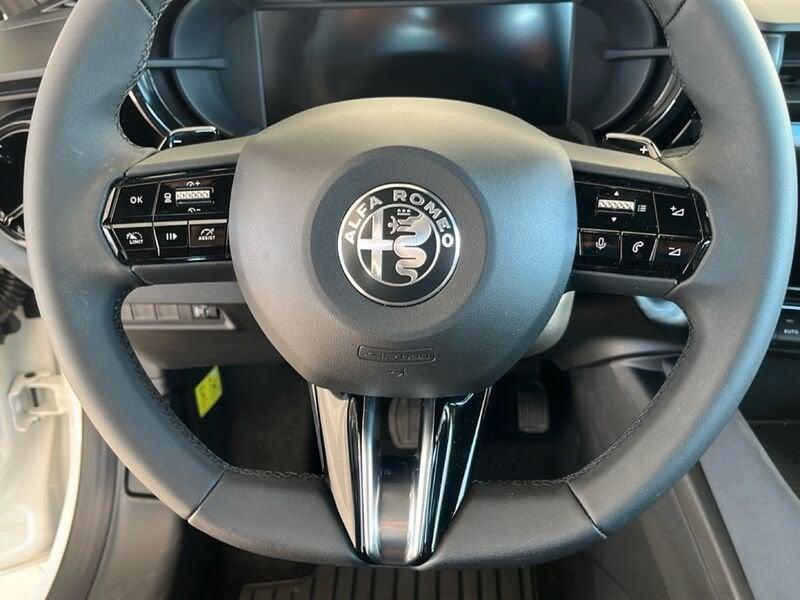 Alfa Romeo Junior Ibrida Ibrida 1.2 136cvHybrid Edct6