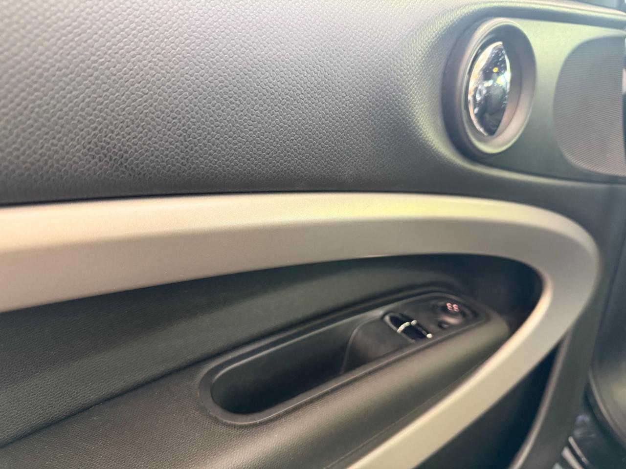 Mini Cooper D Paceman R61 2.0 Business auto EURO 6 !!