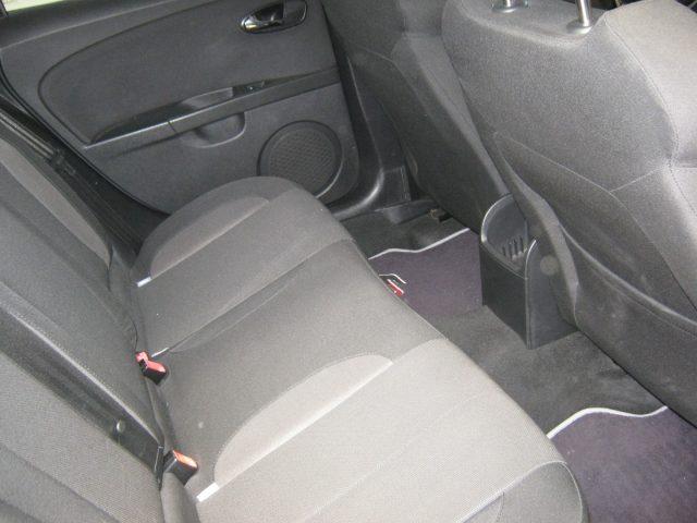 SEAT Leon 2.0 TDI DPF FR